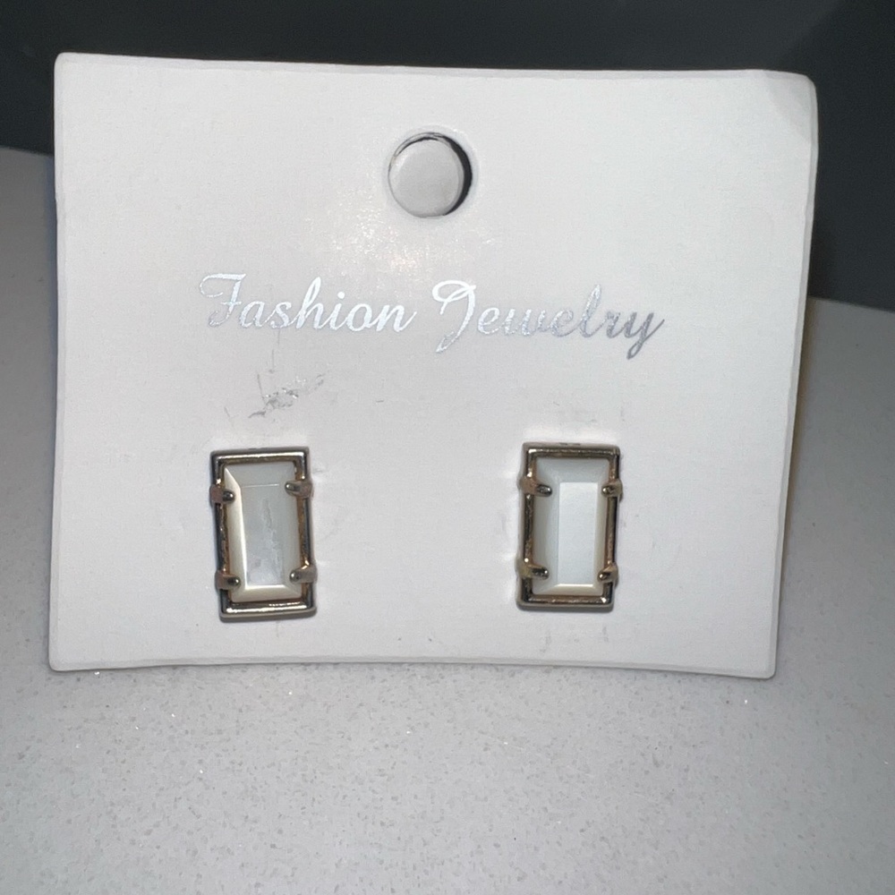 Kendra Scott, Paola style, Rose gold metal